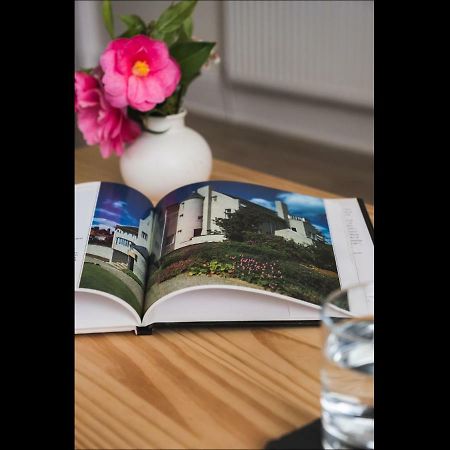 Cedar Apartment へレンズバラ エクステリア 写真
